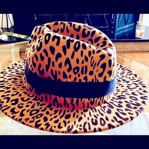 HATS OFF TO ALL THE HAT LOVERS 🤎🧡💛